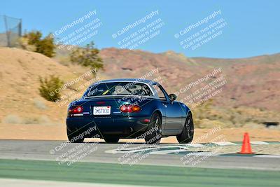 media/Dec-13-2025-Extreme Speed (Sat) [[d129ecb0b9]]/Beginner/Session 2 (Turn 4)/